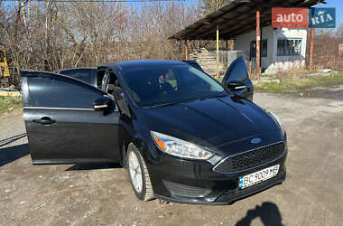 Седан Ford Focus 2015 в 