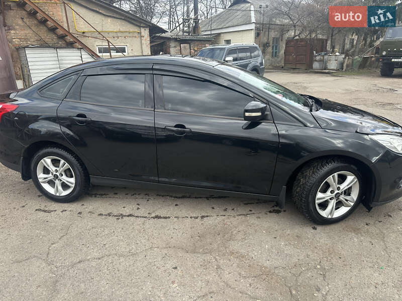 Седан Ford Focus 2014 в Чернигове