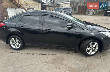 Седан Ford Focus 2014 в 