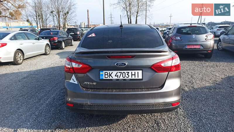 Седан Ford Focus 2013 в Ровно