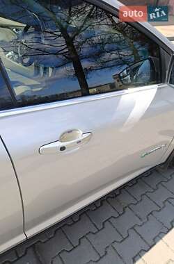 Хэтчбек Ford Focus 2015 в 