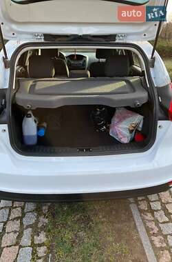 Хэтчбек Ford Focus 2016 в Житомире