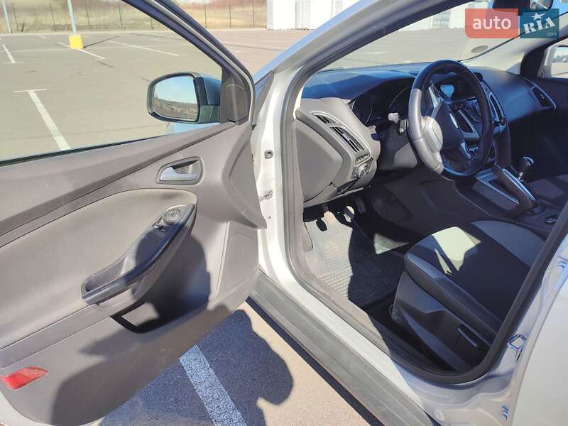 Универсал Ford Focus 2011 в Ровно