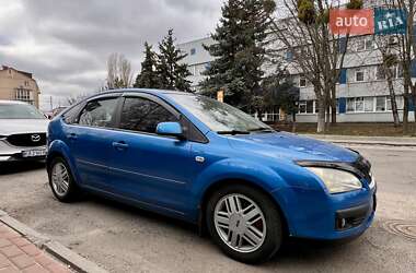 Хэтчбек Ford Focus 2006 в 
