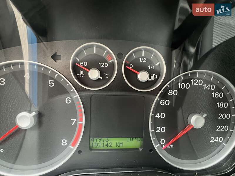 Хэтчбек Ford Focus 2006 в Киеве фото 22 Хэтчбек Ford Focus 2006 в Киеве