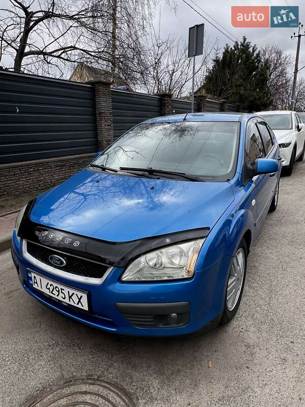 Хэтчбек Ford Focus 2006 в Киеве фото 40 Хэтчбек Ford Focus 2006 в Киеве