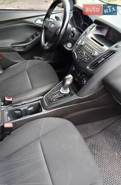 Седан Ford Focus 2016 в 