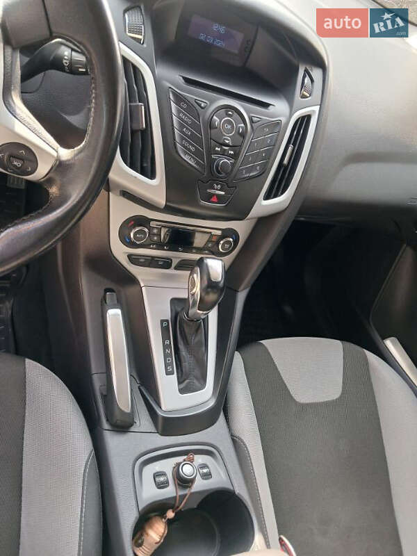 Хэтчбек Ford Focus 2011 в Золотоноше