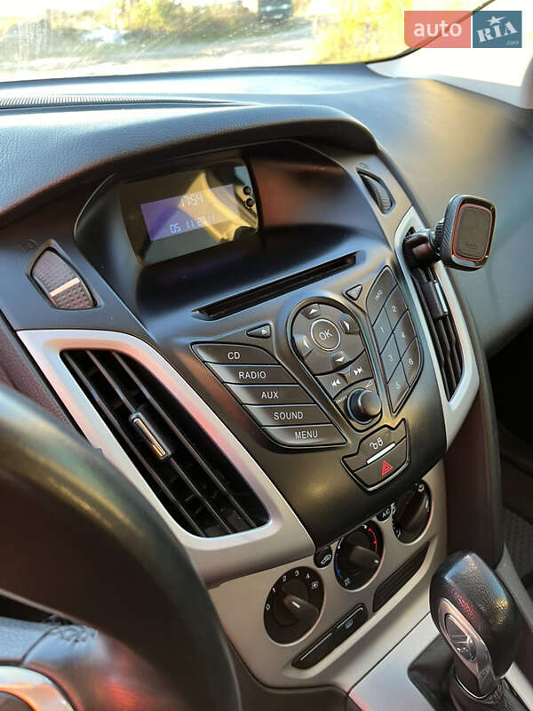 Седан Ford Focus 2011 в Львове