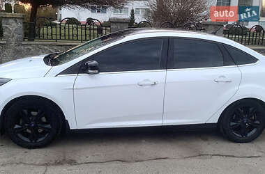Седан Ford Focus 2012 в 