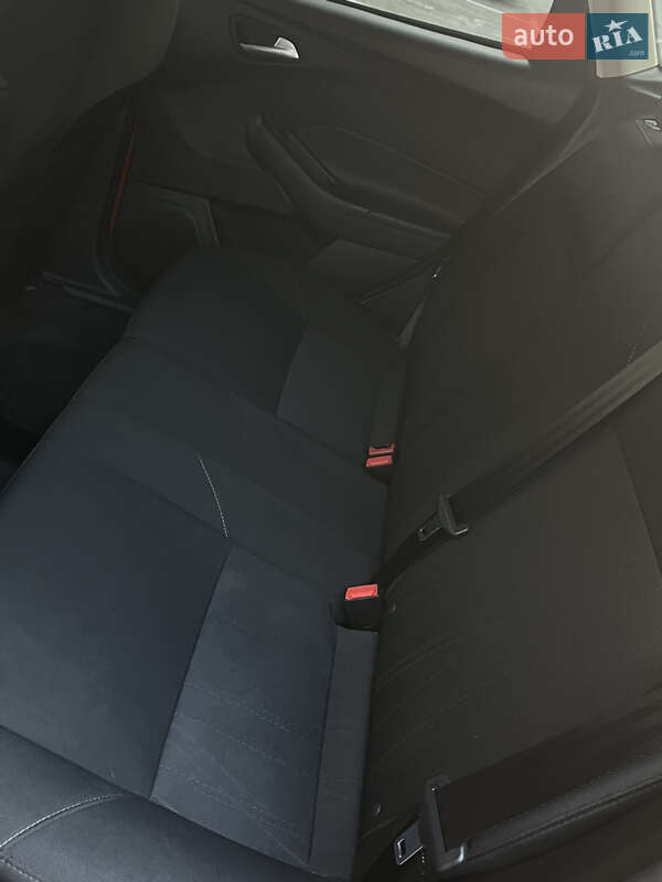 Хэтчбек Ford Focus 2016 в Киеве