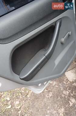 Хэтчбек Ford Focus 2008 в 