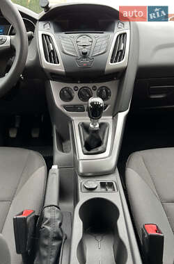 Универсал Ford Focus 2014 в 