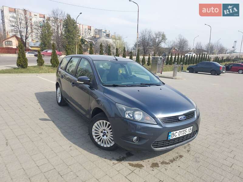 Универсал Ford Focus 2010 в 