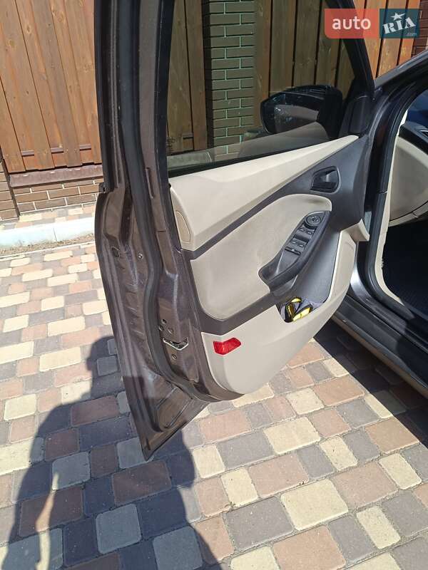 Седан Ford Focus 2012 в Очакове