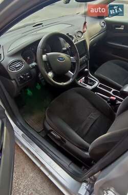 Седан Ford Focus 2005 в 