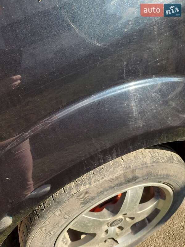 Хетчбек Ford Focus 2007 в Золочеві