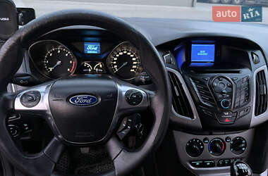 Универсал Ford Focus 2012 в 