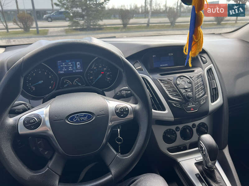 Седан Ford Focus 2014 в Ивано-Франковске