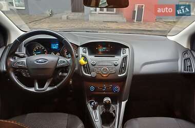 Хэтчбек Ford Focus 2018 в 
