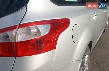 Универсал Ford Focus 2013 в 