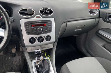 Универсал Ford Focus 2010 в 
