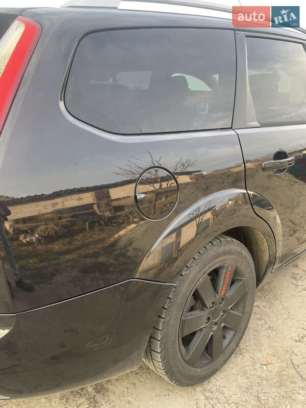 Универсал Ford Focus 2010 в Луцке