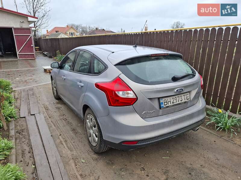 Хэтчбек Ford Focus 2012 в Одессе