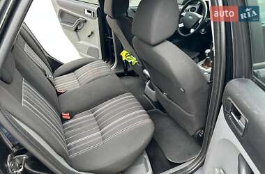Хэтчбек Ford Focus 2008 в 