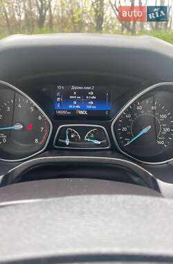 Хэтчбек Ford Focus 2015 в 