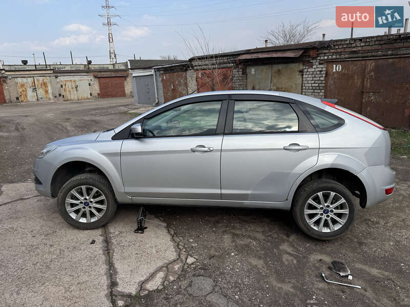 Хэтчбек Ford Focus 2010 в Запорожье фото 12 Хэтчбек Ford Focus 2010 в Запорожье