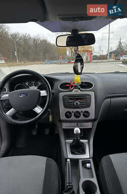 Универсал Ford Focus 2010 в 