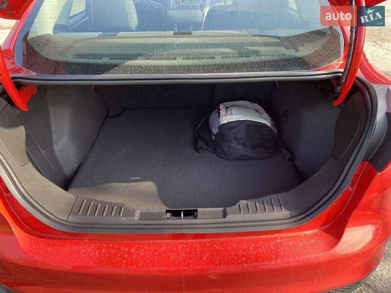Седан Ford Focus 2016 в Запорожье фото 5 Седан Ford Focus 2016 в Запорожье