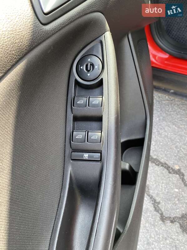 Седан Ford Focus 2016 в Запорожье фото 8 Седан Ford Focus 2016 в Запорожье