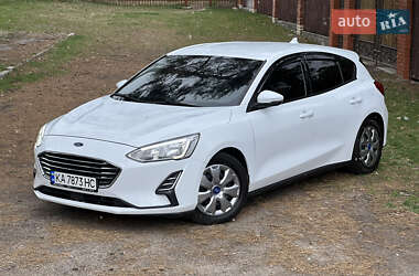 Хэтчбек Ford Focus 2019 в 