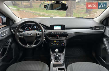 Хэтчбек Ford Focus 2019 в 