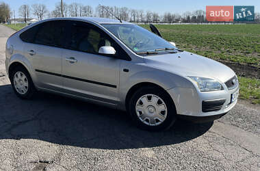 Хэтчбек Ford Focus 2006 в 