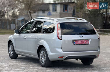 Универсал Ford Focus 2009 в 