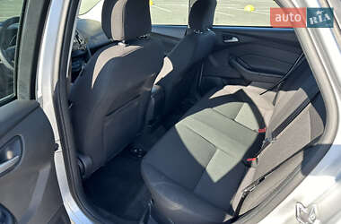 Седан Ford Focus 2017 в 