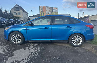 Седан Ford Focus 2015 в 