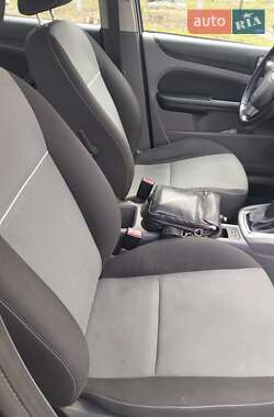 Універсал Ford Focus 2010 в 