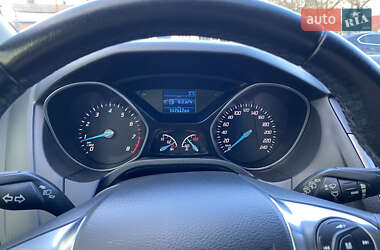 Хэтчбек Ford Focus 2014 в 
