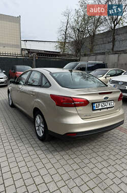 Седан Ford Focus 2017 в 