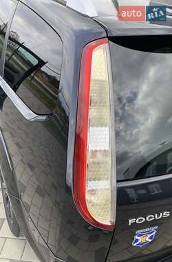 Універсал Ford Focus 2010 в 