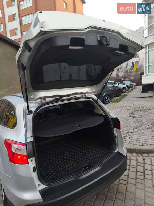 Универсал Ford Focus 2013 в Ивано-Франковске