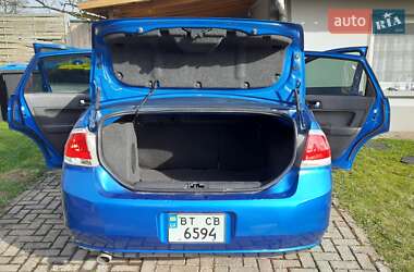 Седан Ford Focus 2010 в 
