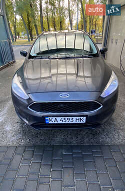 Универсал Ford Focus 2016 в 