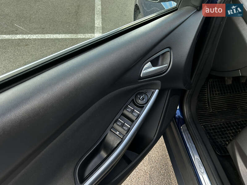 Универсал Ford Focus 2011 в Ровно