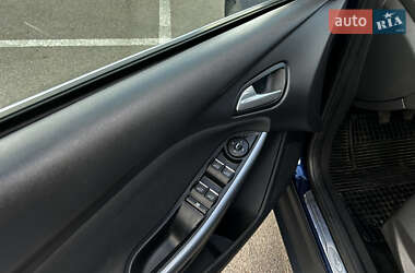 Универсал Ford Focus 2011 в 