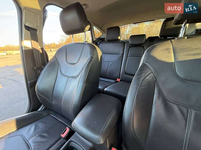 Хэтчбек Ford Focus 2015 в Киеве